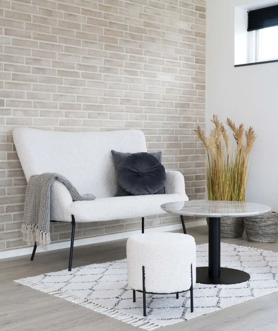 Alford Sittpuff - Lammskinn(Konstskinn)/svart + Textilrengöring för möbler