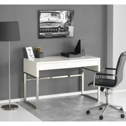 Caitlyn skrivbord i vit högglans 120x60 cm kromade ben