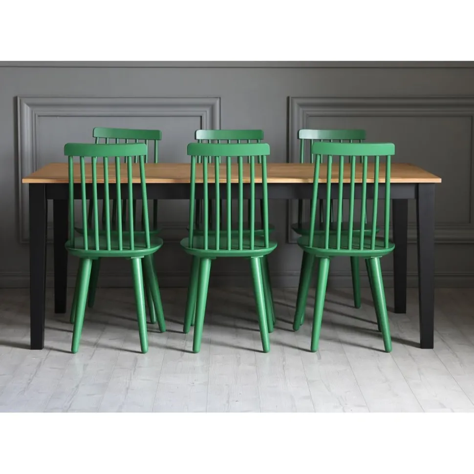 Dalsland matgrupp: Matbord i svart / ek med 6 st gröna pinnstolar