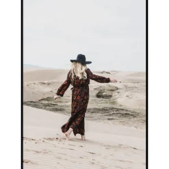 DESERT WOMAN - Poster 50x70 cm