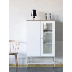 Edge highboard - Vit högtryckslaminat (HPL) + Möbeltassar