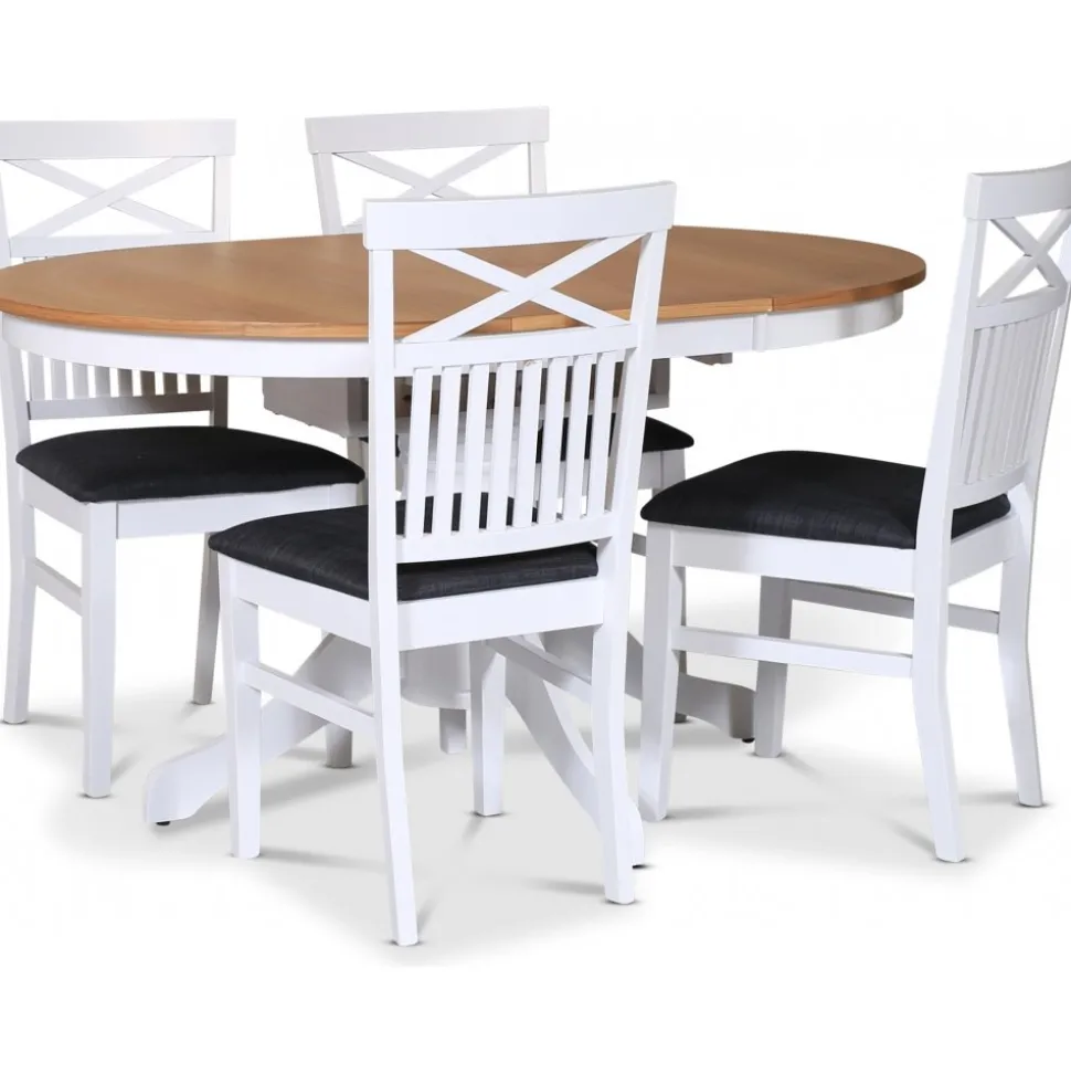 Fitchburg matgrupp; runt matbord 106 /141 cm - Vit / oljad ek med 4 st Skagen stolar med kryss i ryggen, sits i grått tyg + 3.00 x Möbeltassar