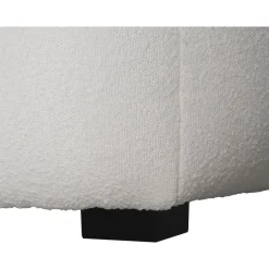 Fotpall i bullig design