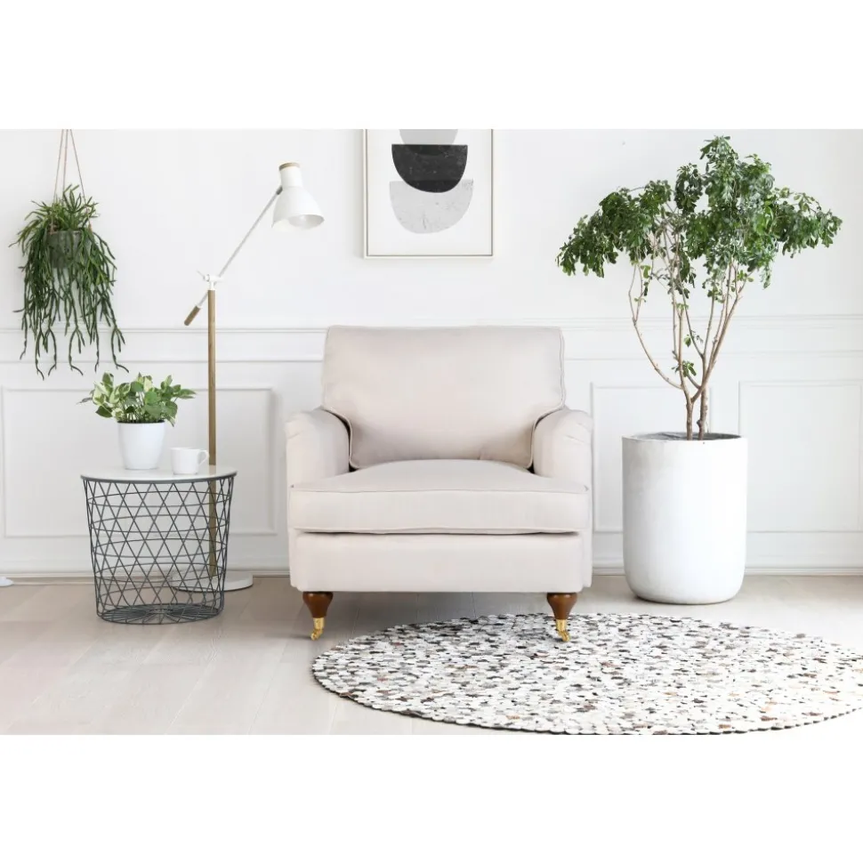 Fåtölj beige tyg - Howard Watford Deluxe + Möbeltassar