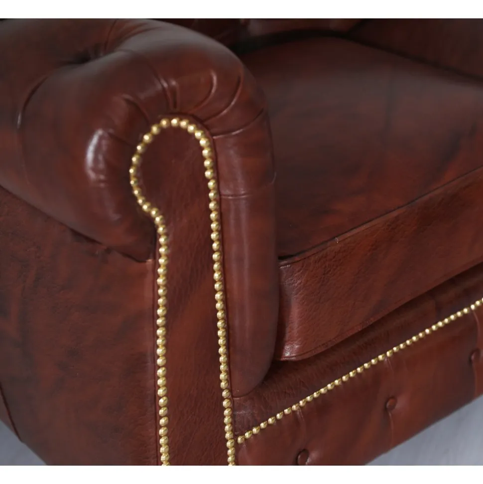 Fåtölj chesterfield i brunt antikbehandlat läder + Textilrengöring för möbler