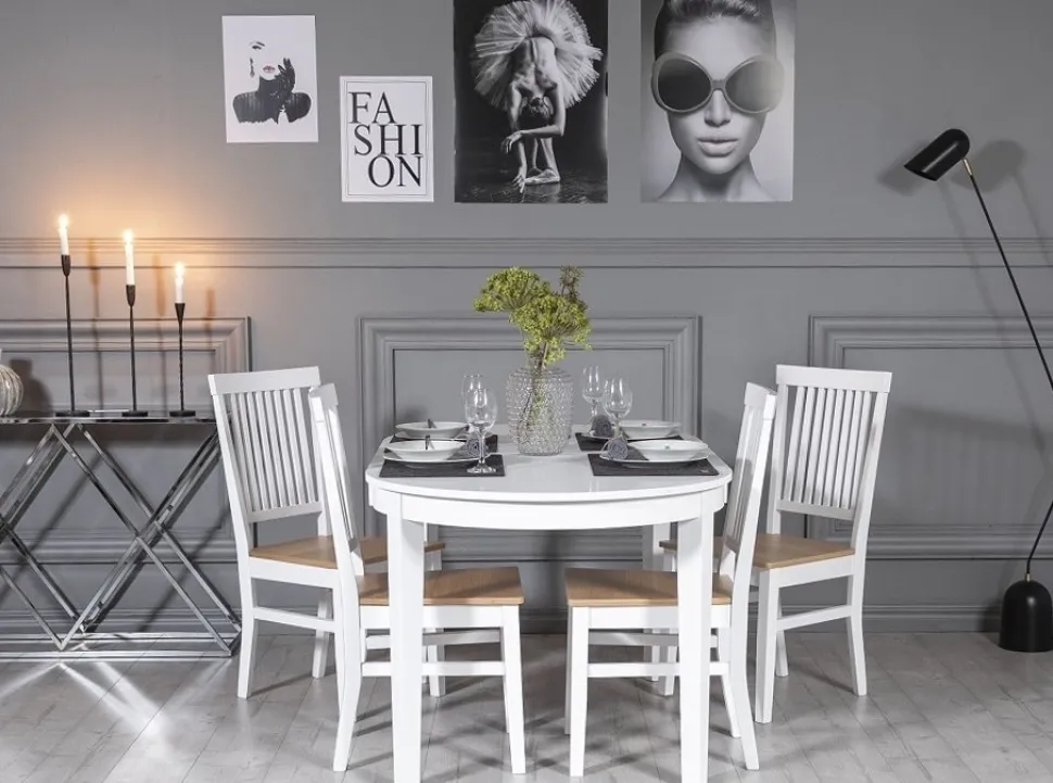 Gåsö matgrupp: Bord 160/210 cm inklusive 4 Fårö stolar - Ek/vit + 4.00 x Stolsdyna