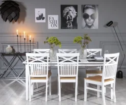 Gåsö matgrupp: Bord 180 cm inklusive 6 Fårö stolar med kryss - Vit/Ek + 4.00 x Möbeltassar