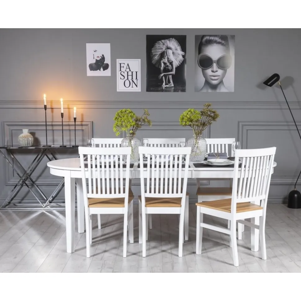 Gåsö matgrupp: Bord 160/210 cm inklusive 6 Fårö stolar - Vit/Ek + 4.00 x Möbeltassar