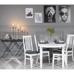 Gåsö matgrupp: Bord 160/210 cm inklusive 4 Gåsö stolar - Vit/Grå + 3.00 x Möbeltassar