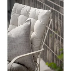 Louie sittdyna - Sand