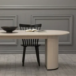 Matbord ovalt i whitewash 200x90 cm - Bianca