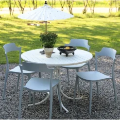 Matgrupp Holmsund: Runt vitt bord inklusive 4 st Abbe stolar stapelbara