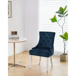 Matstol Tuva blå sammet med vita ben + Textilrengöring för möbler