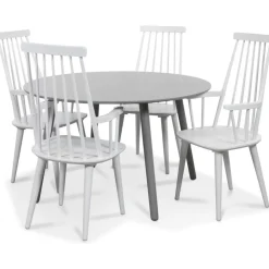 Rosvik matgrupp grått runt bord med 4 st vita Dalsland pinnstolar + 4.00 x Stolsdyna