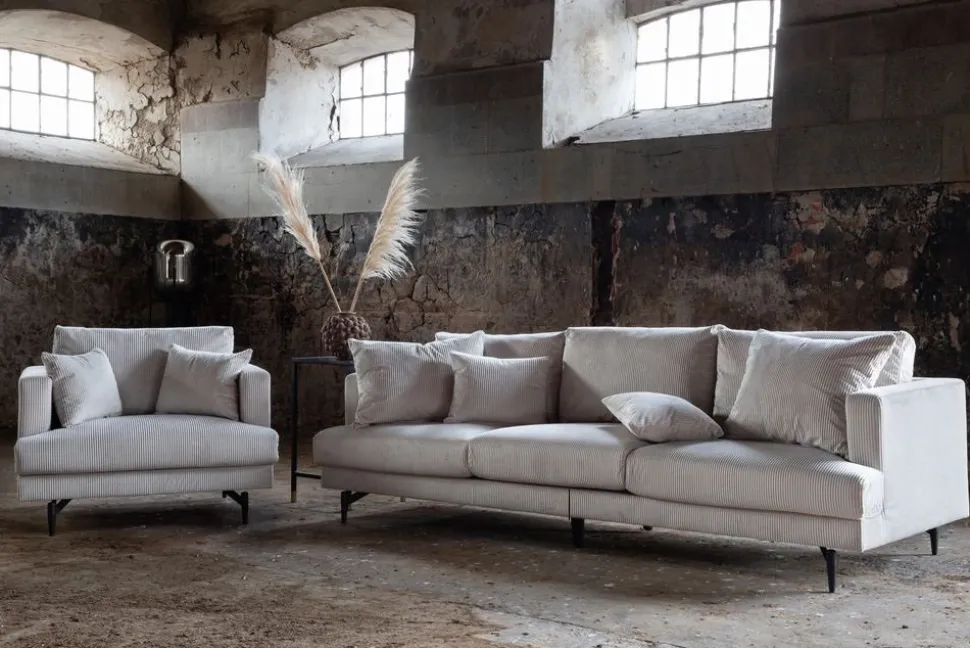 3-sits soffa i beige manchester - Hedlunda + Fläckborttagare för möbler