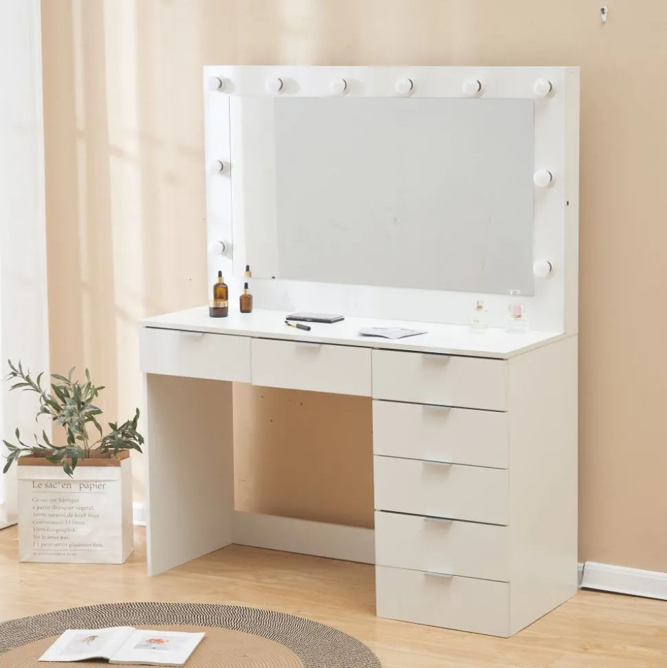 Sminkbord med belysning och förvaring + Möbeltassar