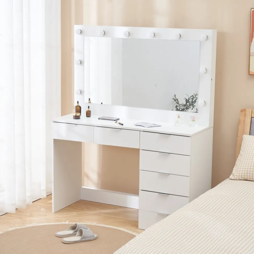 Sminkbord med belysning och förvaring