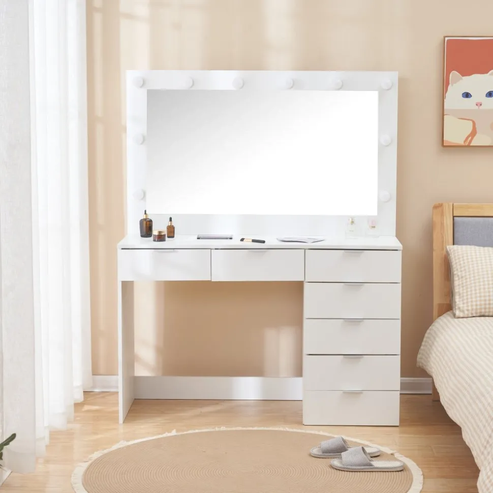 Sminkbord med belysning och förvaring + Textilrengöring för möbler