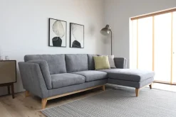 Soffa med divan grått tyg - 260 cm bred + Textilrengöring för möbler