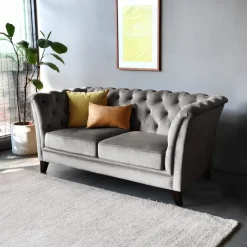 Soffa 2-sits chesterfield grå - Henry + Fläckborttagare för möbler