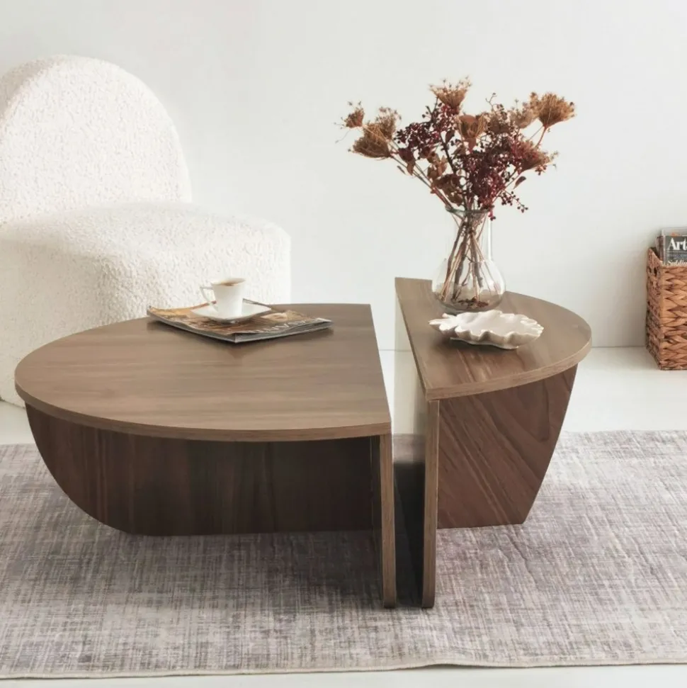 Soffbord i Valnöt 90 x 90 cm - Podium + Möbeltassar