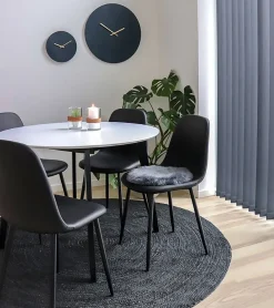 Stockholm matstol i svart konstläder