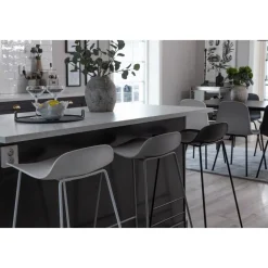 Svall barstol - Vit plast