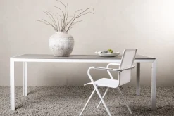 Utebord 205 x 90 cm grå / vit - Copacabana + Textilskydd för utemöbler