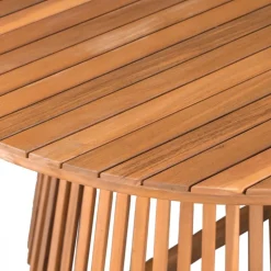 Utebord i trä runt 140 cm diameter + Rengöringsmedel för utemöbler