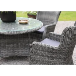 Utebord runt grå rotting - Jacksonville + Textilskydd för utemöbler
