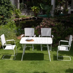 Utegrupp; bord 120x80 cm med 4 st stolar - Holmsund