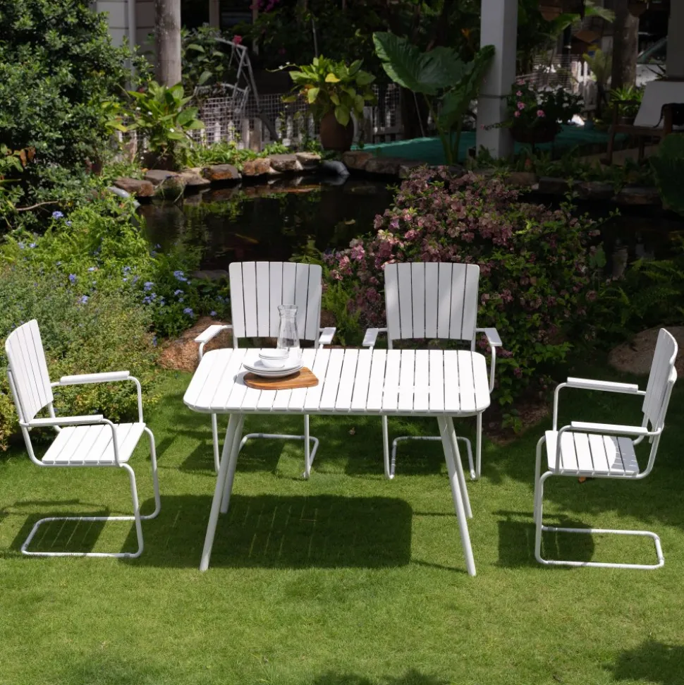 Utegrupp; bord 120x80 cm med 4 st stolar - Holmsund