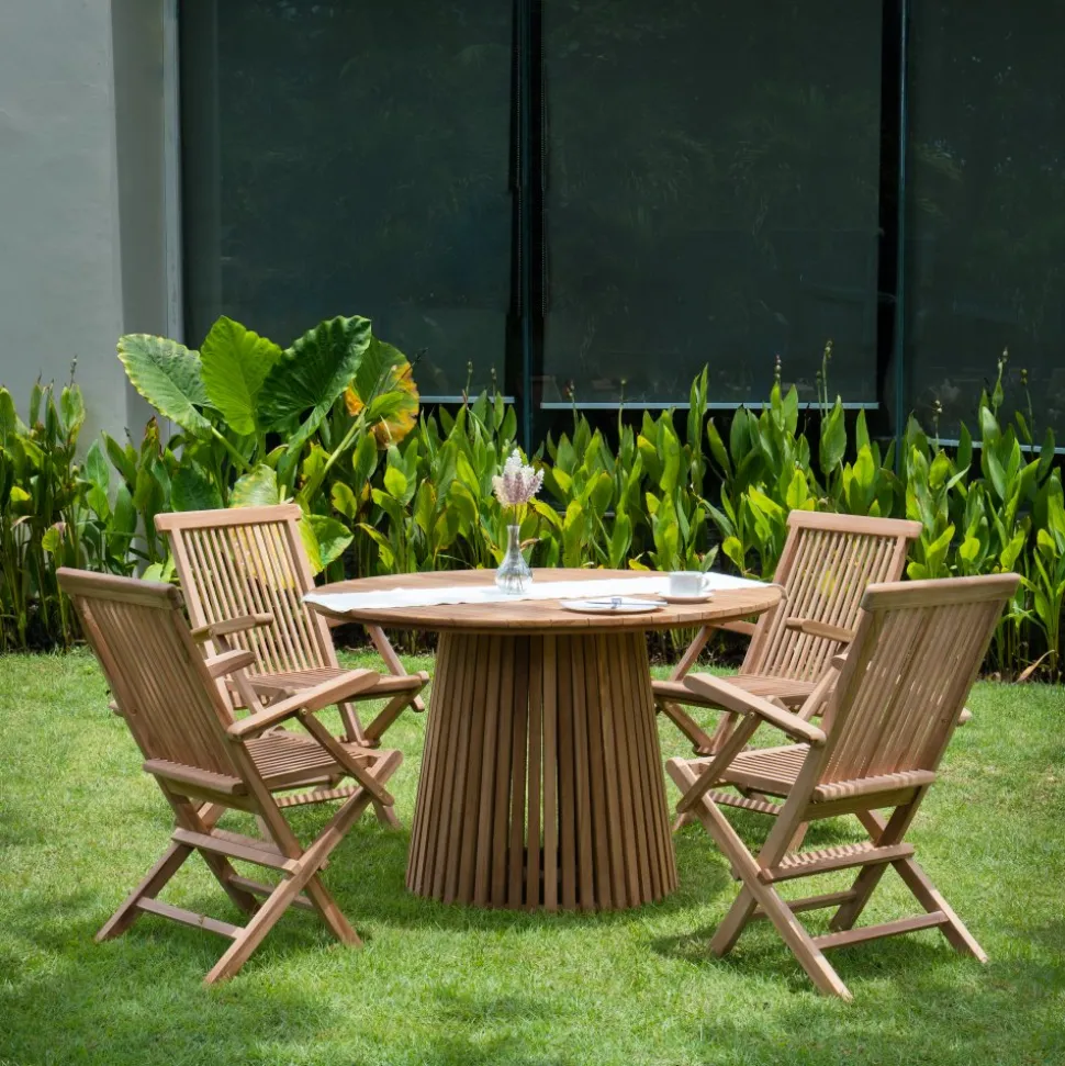 Utegrupp i teak: runt bord med 4 st karmstolar - Saltö