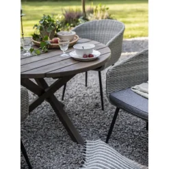 Utestol grå med dyna rotting + Textilskydd för utemöbler