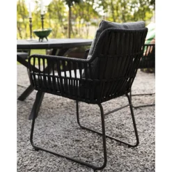 Utestol med rep och grå dynor + Rengöringsmedel för utemöbler