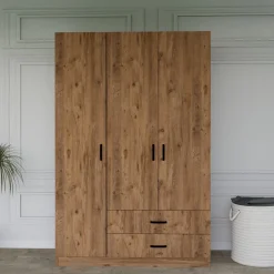 Yaman garderob - Valnöt